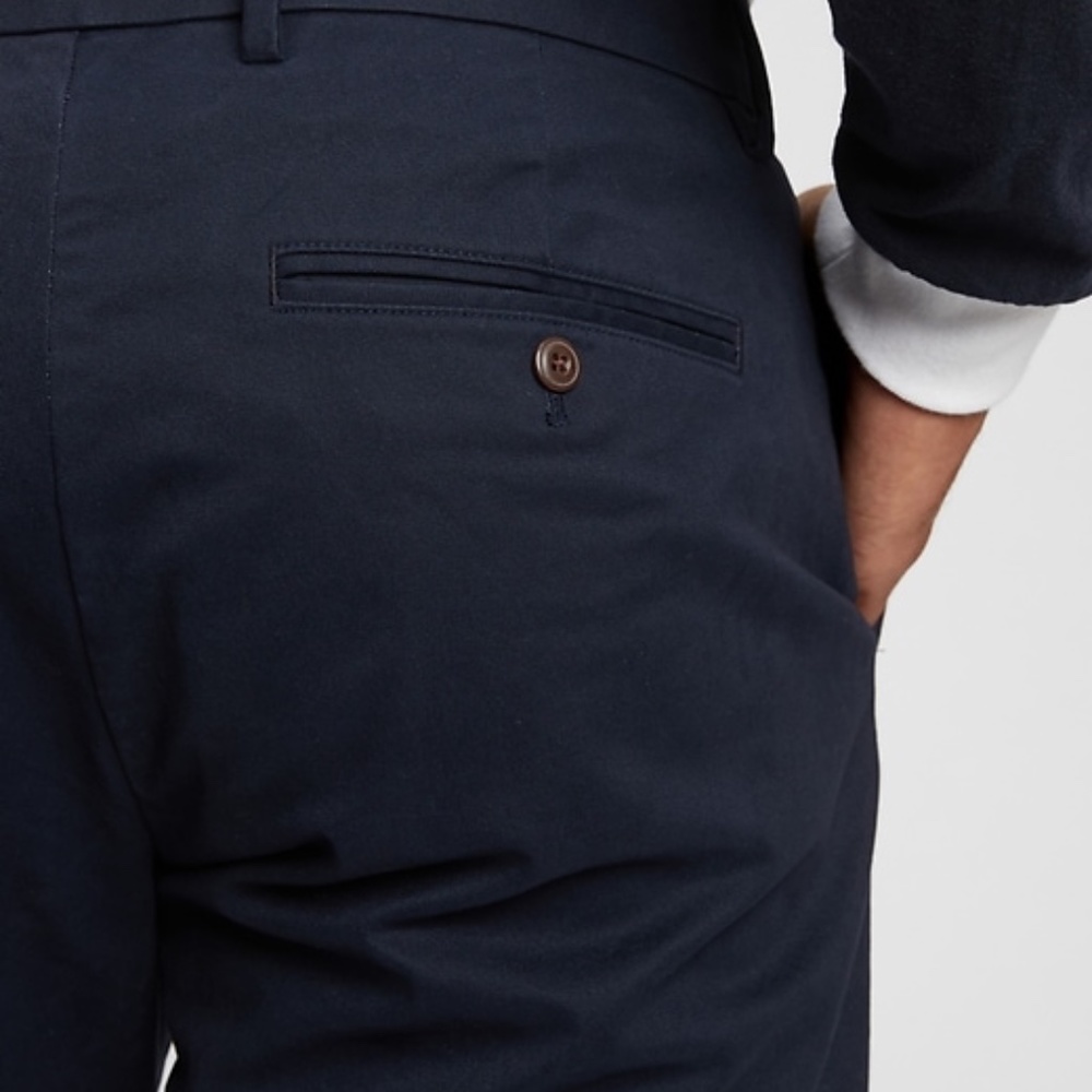 NWT GAP Modern Khakis in Athletic Taper with GapFlex - Picture 4 of 6